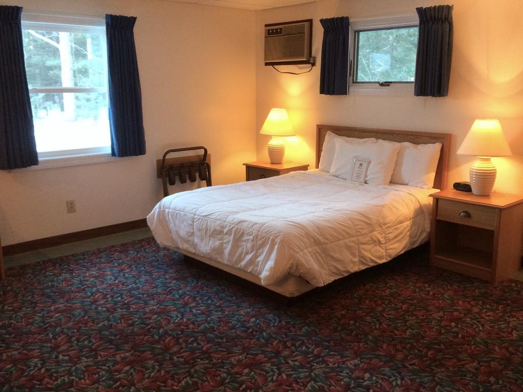 Cedar Motor Inn Marquette Phòng bức ảnh