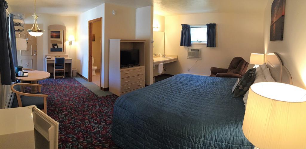 Cedar Motor Inn Marquette Ngoại thất bức ảnh