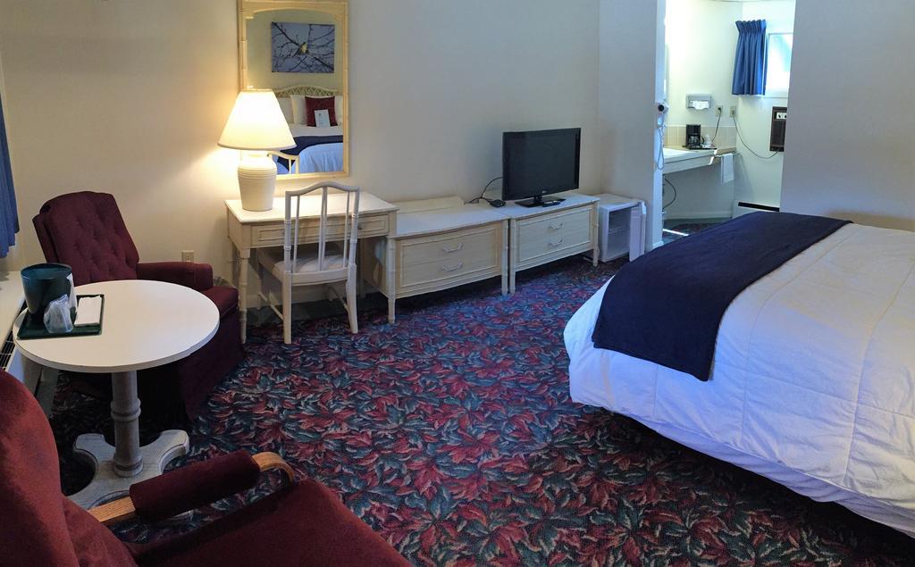 Cedar Motor Inn Marquette Ngoại thất bức ảnh