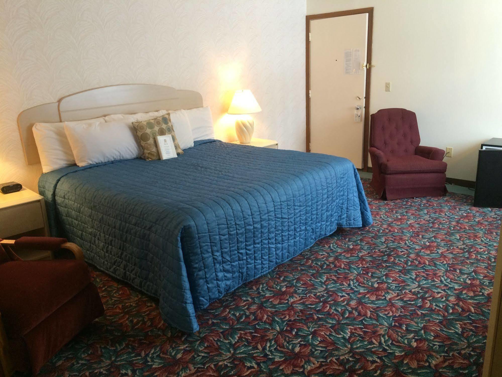 Cedar Motor Inn Marquette Ngoại thất bức ảnh