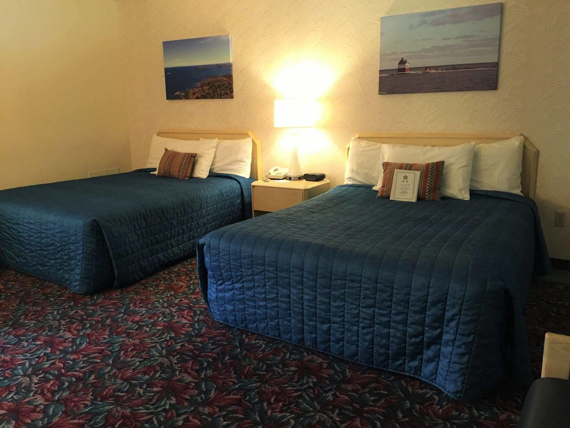 Cedar Motor Inn Marquette Ngoại thất bức ảnh